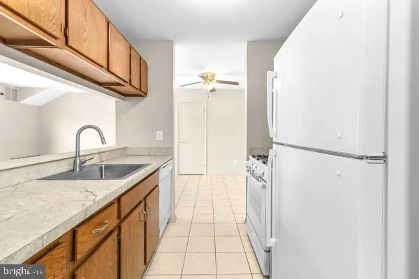 $2,050 | 1602 Woodhollow Drive, Marlton, NJ 08053