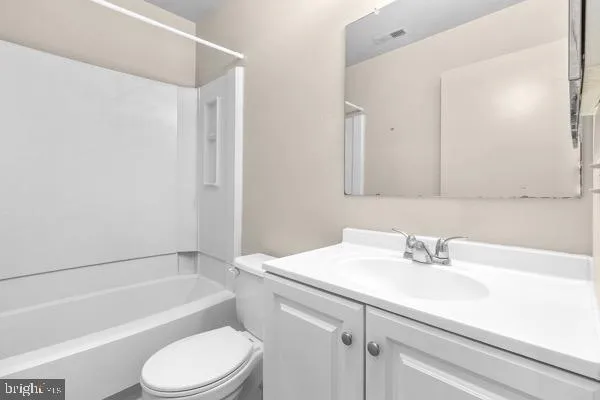 $2,100 | 1602 Woodhollow Drive, Marlton, NJ 08053