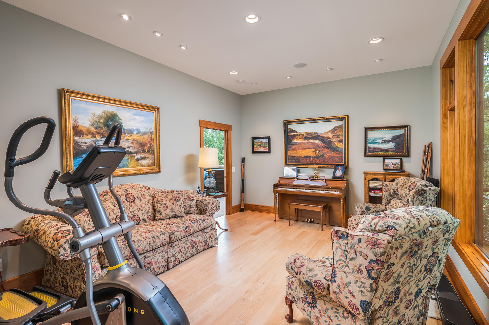 4043 Hamill Road Hixson, TN 37343 - Photo 15 of 59 Family Room