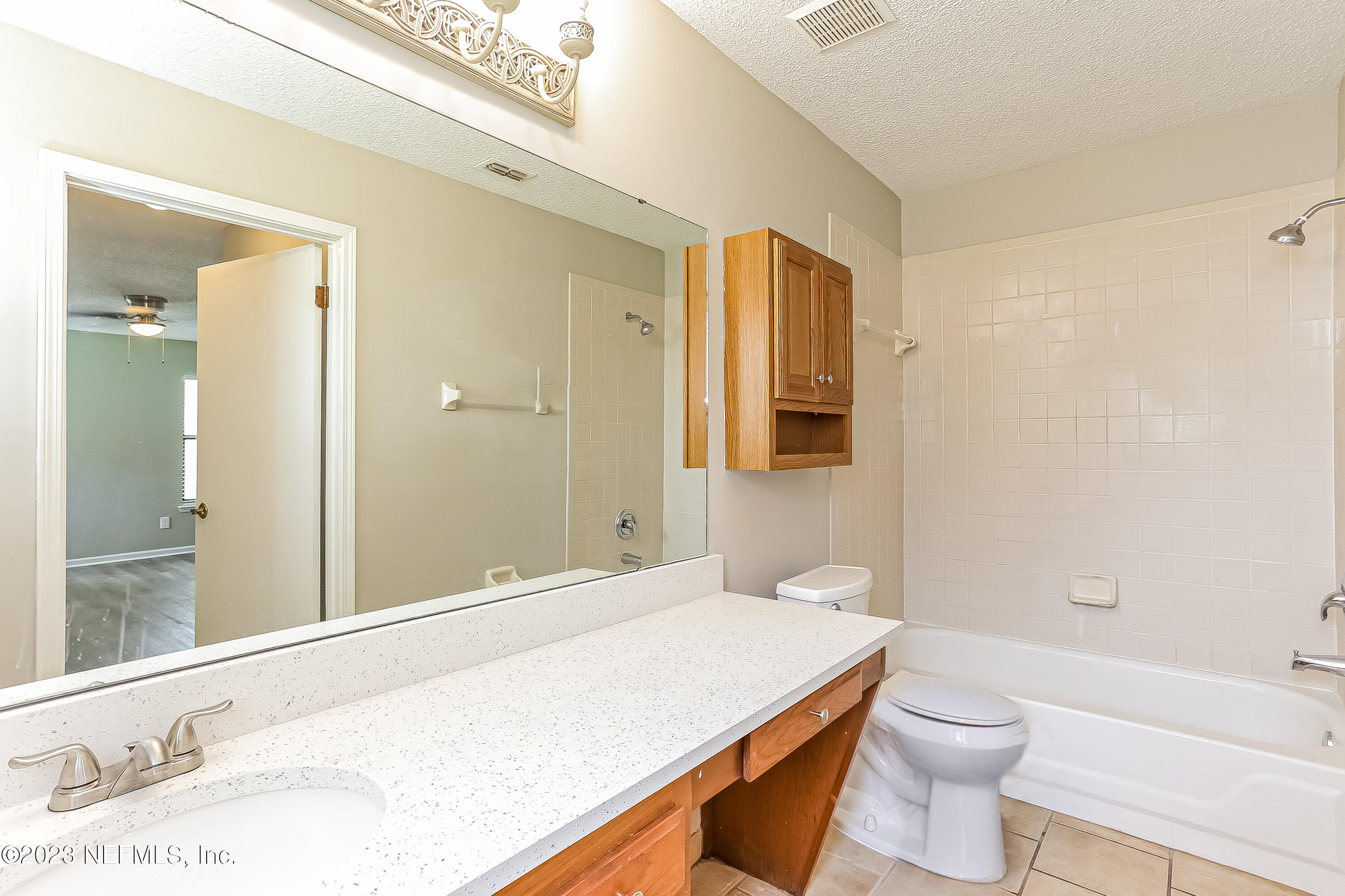 140 Devoe Street Jacksonville, FL 32220 - Photo 12 of 15 012-photo-bathroom-9333951