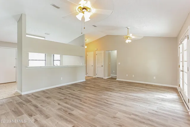 $1,645 | 140 Devoe Street, Jacksonville, FL 32220