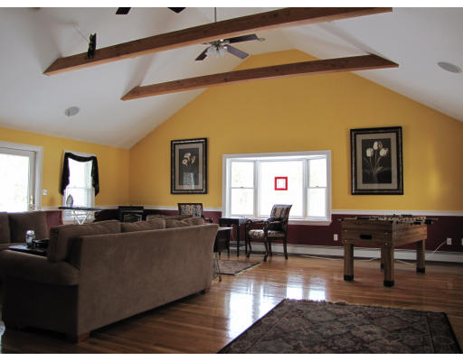 154 Hosley Road Gardner, MA 01440 - Photo 3 of 18 Gallery Image 3