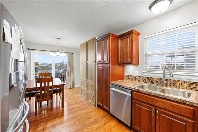 $395,000 | 16209 Margie Lane, Basehor, KS 66007