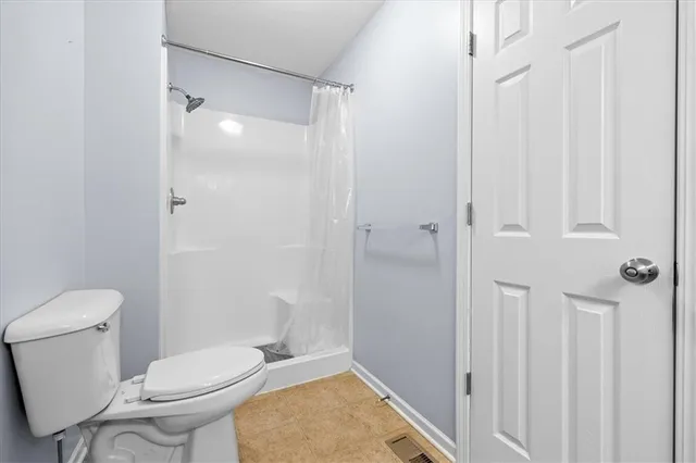 $395,000 | 16209 Margie Lane, Basehor, KS 66007