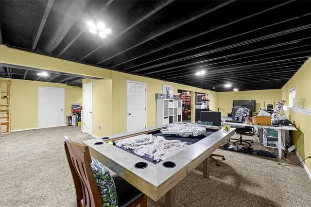 $395,000 | 16209 Margie Lane, Basehor, KS 66007