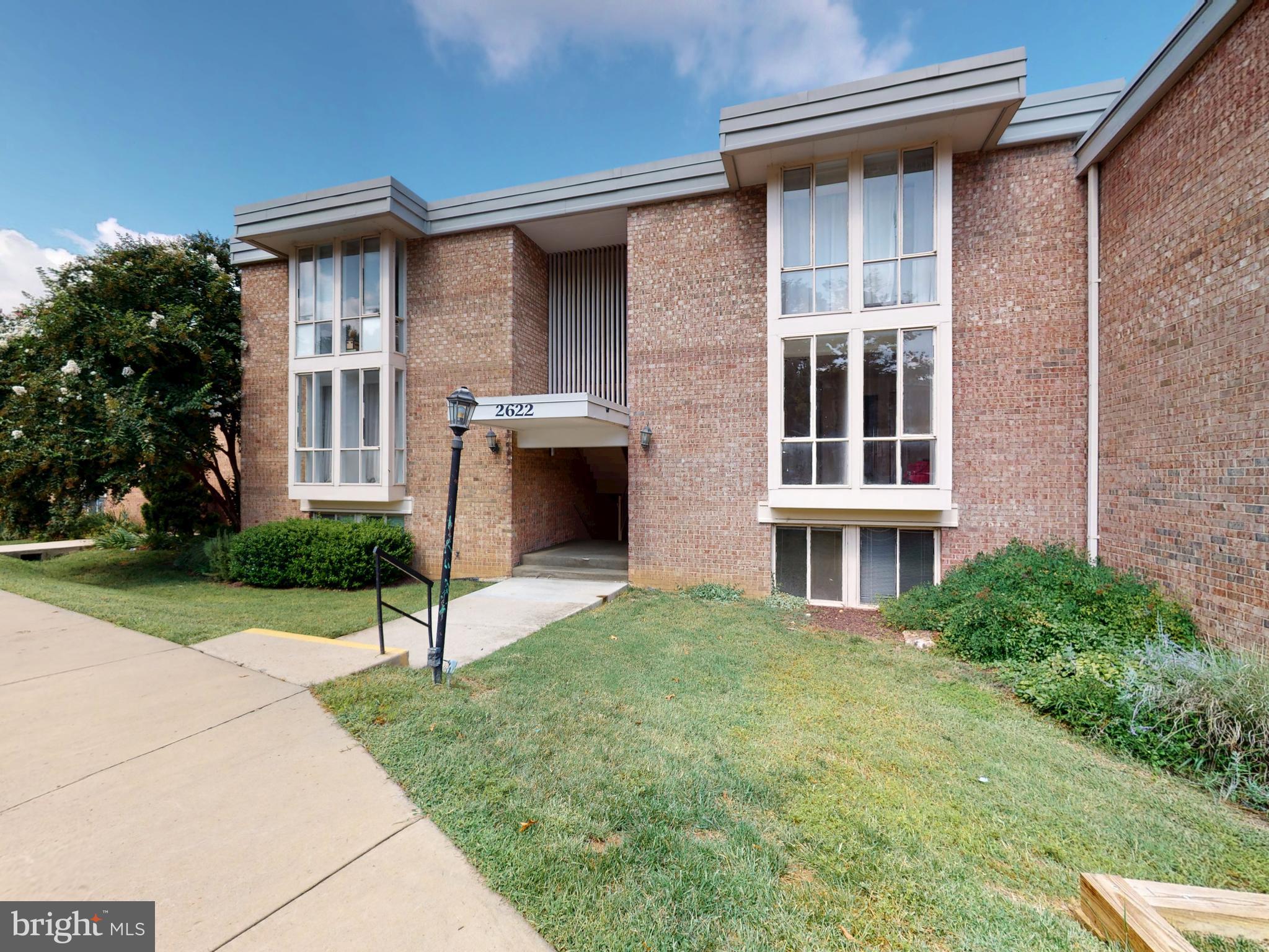 2622 Fort Farnsworth Road, Unit 216 Alexandria, VA 22303 - Photo 2 of 51 Front
