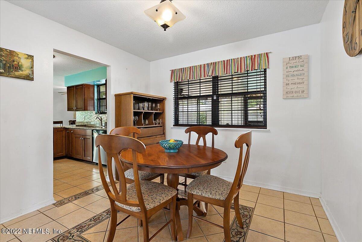 10929 Reading Road Jacksonville, FL 32257 - Photo 5 of 24 05-Dining Room