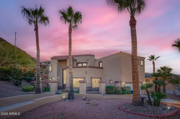 $859,000 | 1543 East Mission Lane, Phoenix, AZ 85020