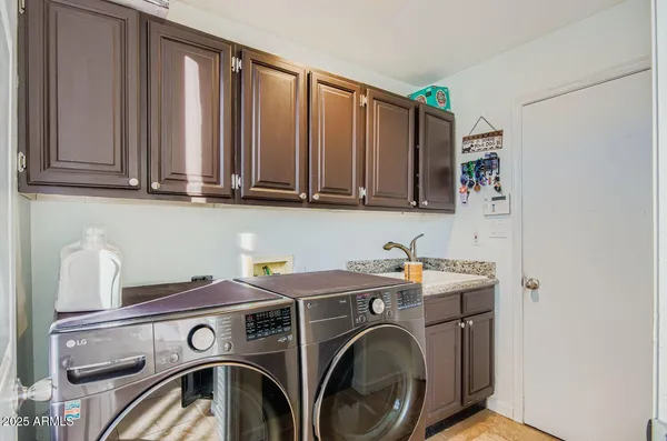 $859,000 | 1543 East Mission Lane, Phoenix, AZ 85020