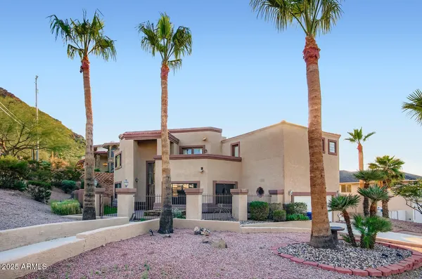 $859,000 | 1543 East Mission Lane, Phoenix, AZ 85020