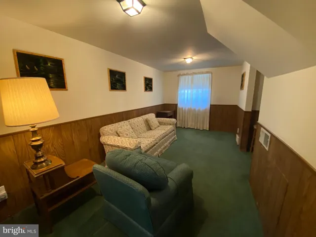 $429,900 | 9 Traverse Drive, Plymouth Meeting, PA 19462