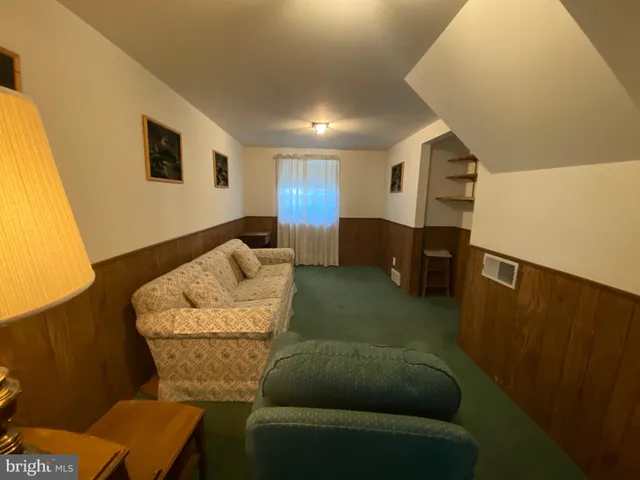 $429,900 | 9 Traverse Drive, Plymouth Meeting, PA 19462