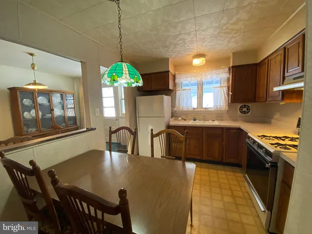 $429,900 | 9 Traverse Drive, Plymouth Meeting, PA 19462