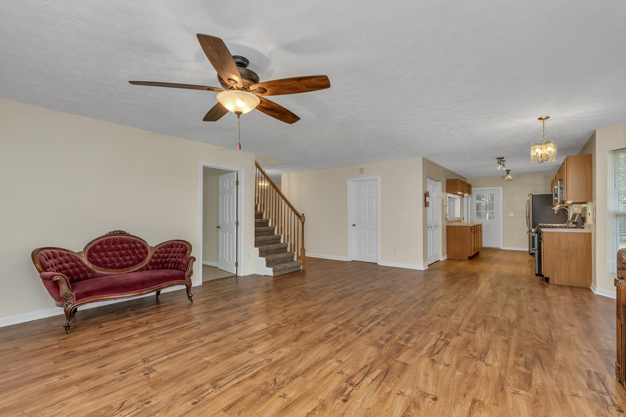 968 Upper Cove Loop Road Dayton, TN 37321 - Photo 6 of 33 4T1A2849