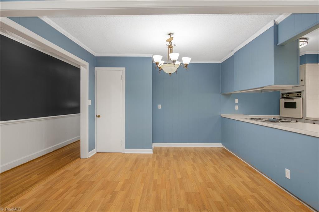 4060 Upper Lake Road Thomasville, NC 27360 - Photo 8 of 47 Gallery Image 8