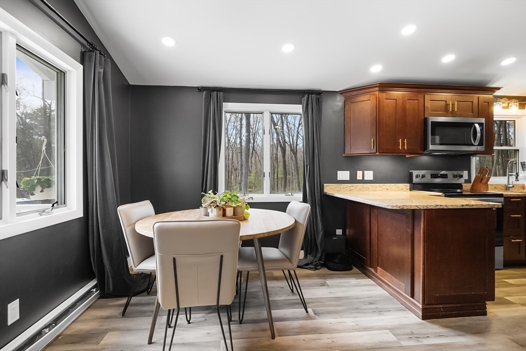 503 Hilltop Road Lancaster, MA 01523 - Photo 4 of 28