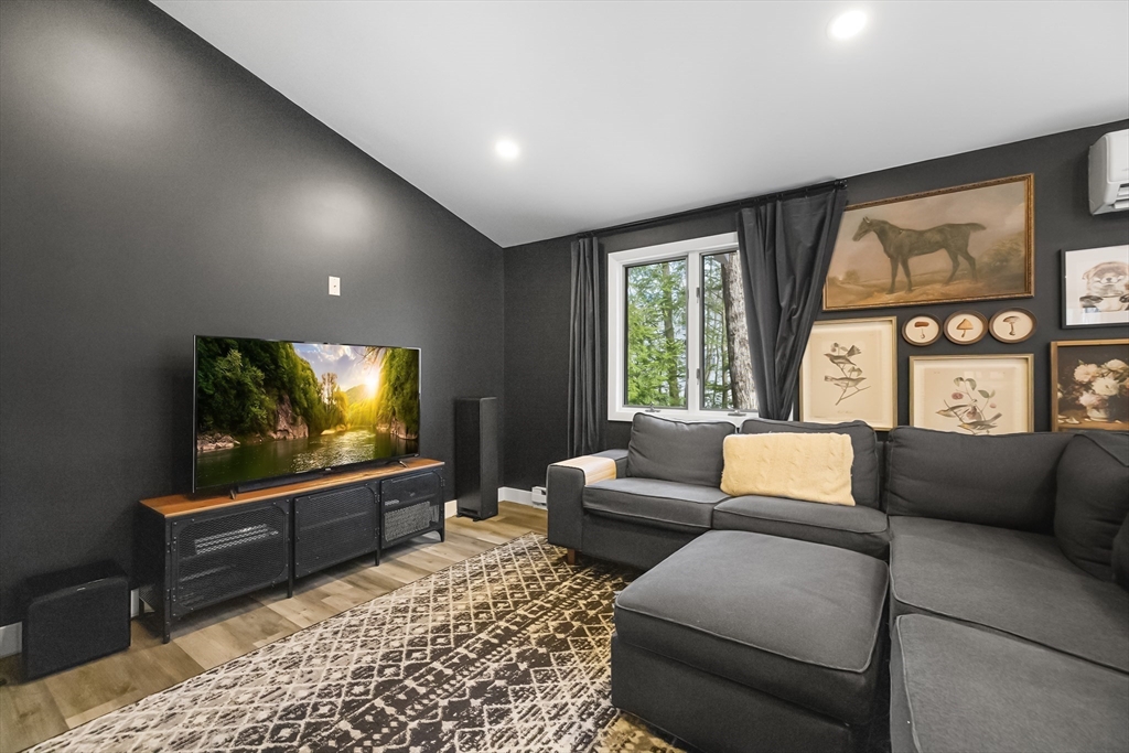 503 Hilltop Road Lancaster, MA 01523 - Photo 9 of 28