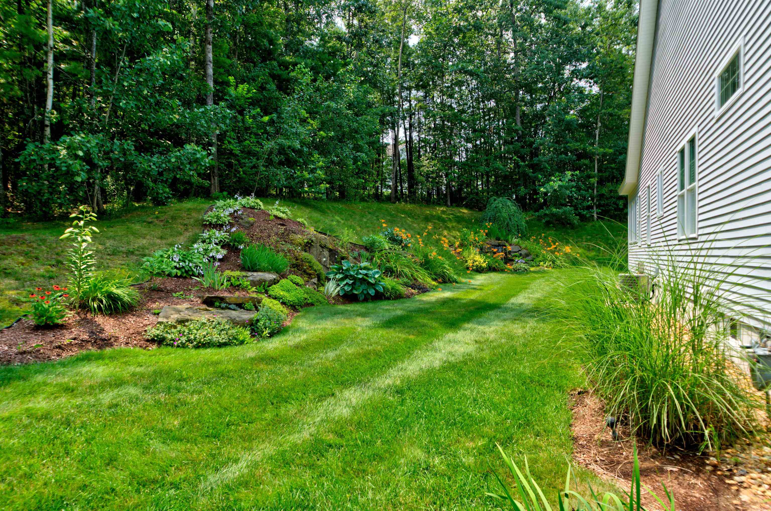 3 Tavern Hill Road Londonderry, NH 03053 - Photo 16 of 39 Gallery Image 16