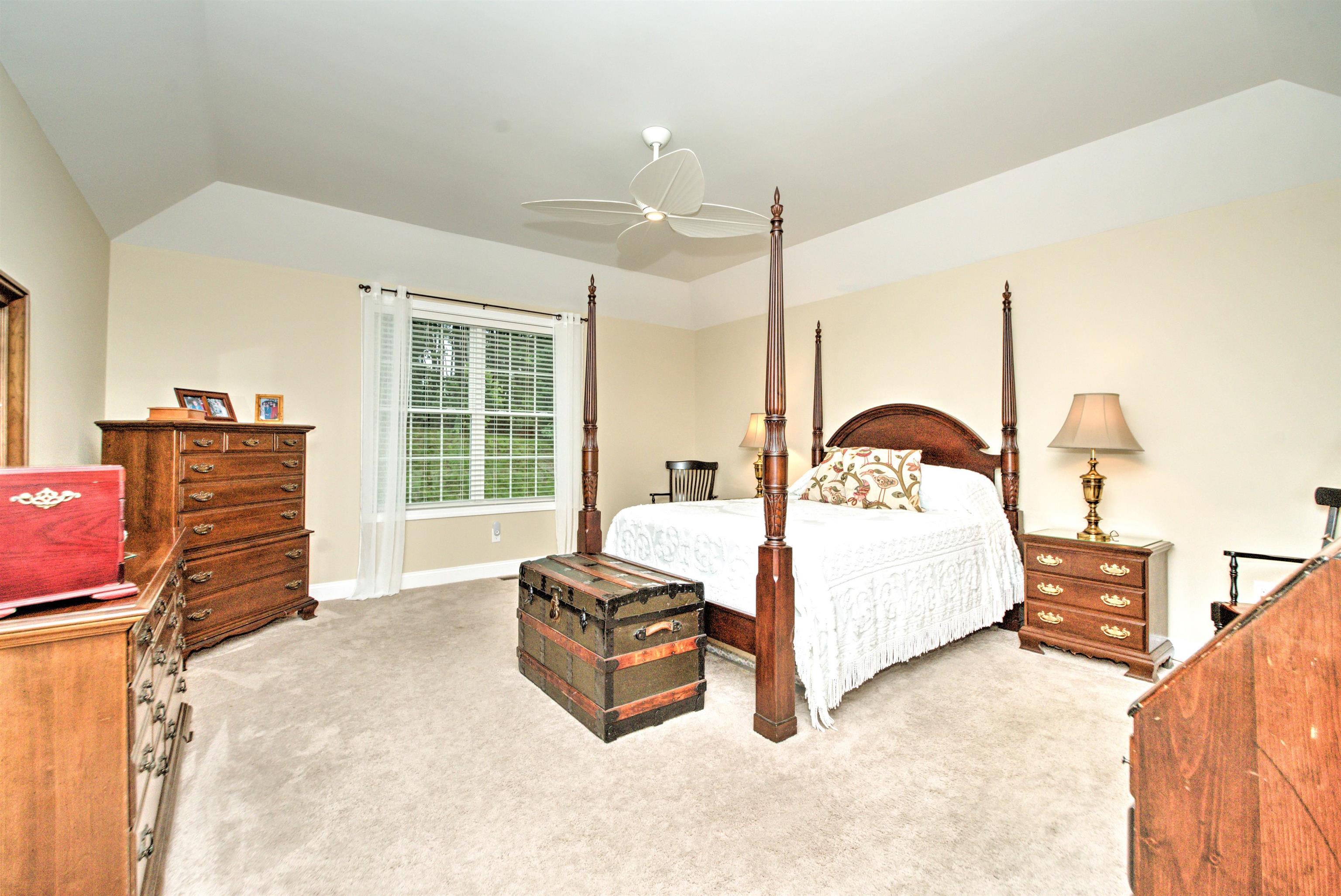3 Tavern Hill Road Londonderry, NH 03053 - Photo 7 of 39 Gallery Image 7