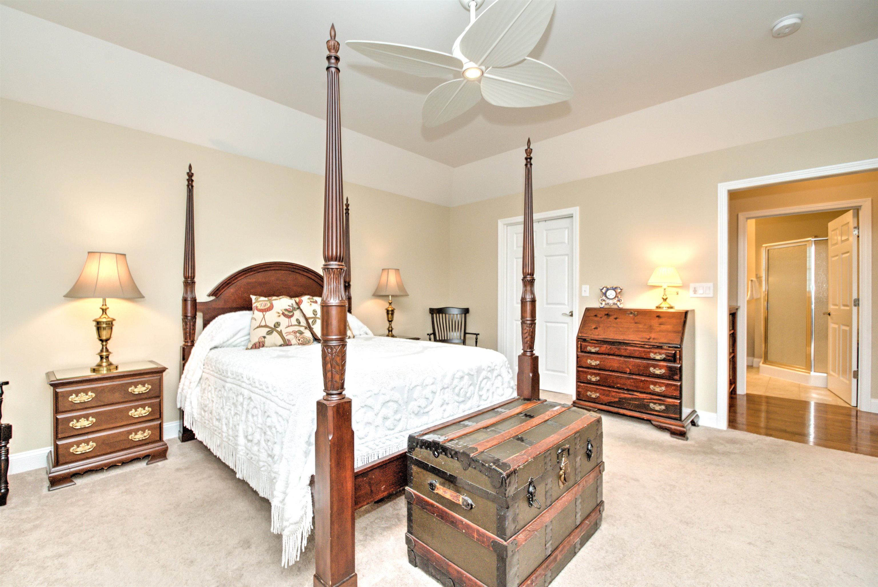 3 Tavern Hill Road Londonderry, NH 03053 - Photo 8 of 39 Gallery Image 8
