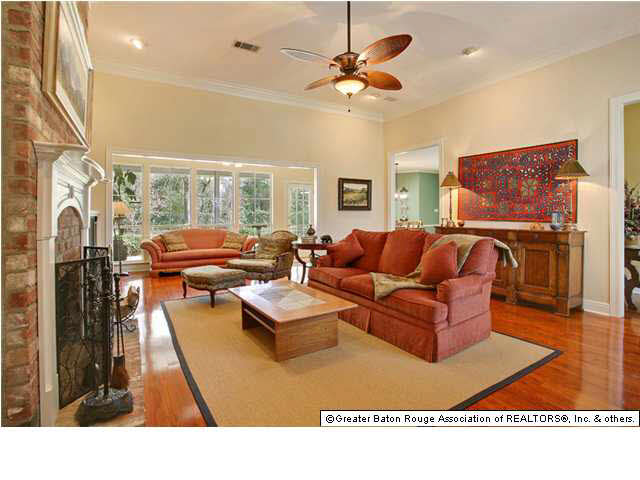 219 Chapel View Court Baton Rouge, LA 70815 - Photo 4 of 15 Gallery Image 4