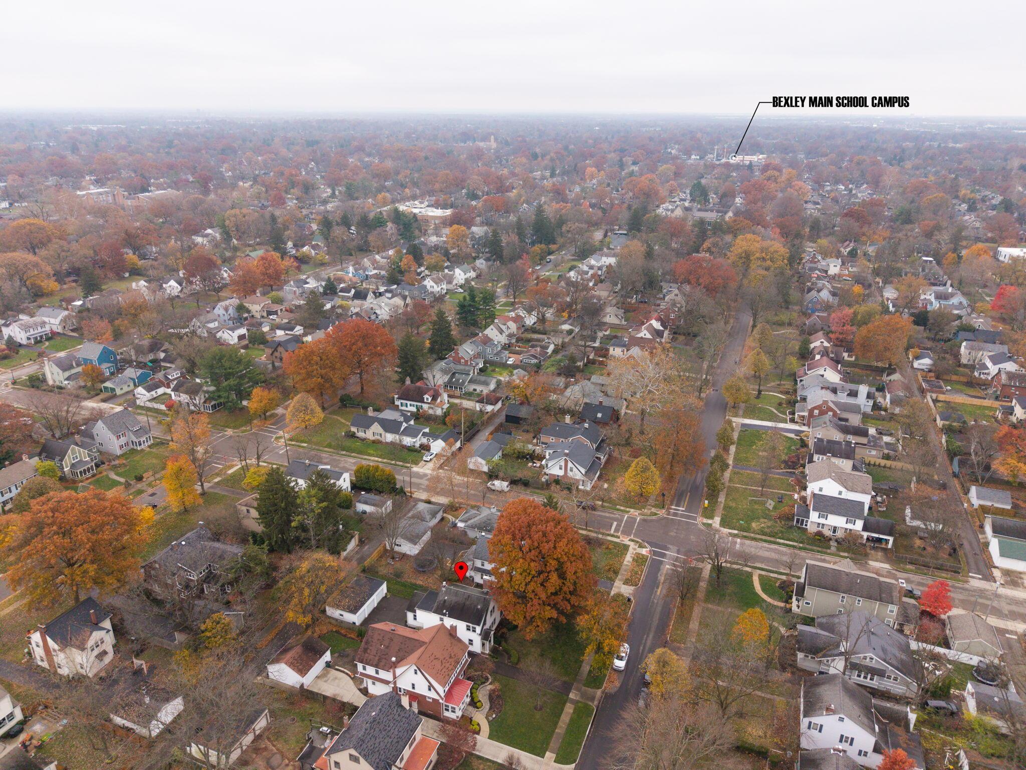 170 North Cassingham Road Columbus, OH 43209 - Photo 50 of 58 68-web-or-mls-DJI_20251120140224_0505_D-