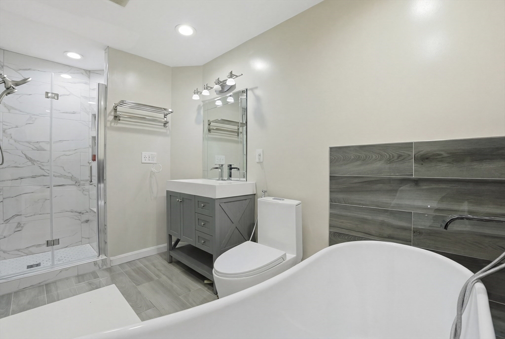 77 Highland Road Abington, MA 02351 - Photo 18 of 23