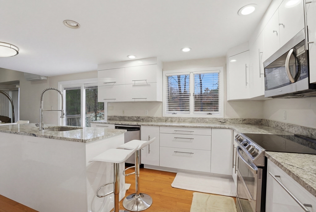 77 Highland Road Abington, MA 02351 - Photo 5 of 23