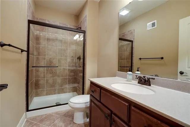 $495,000 | 4118 Northeast Chapel Manor Drive, Lee's Summit, MO 64064