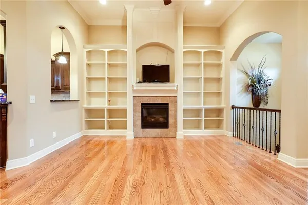 $480,000 | 4118 Northeast Chapel Manor Drive, Lee's Summit, MO 64064