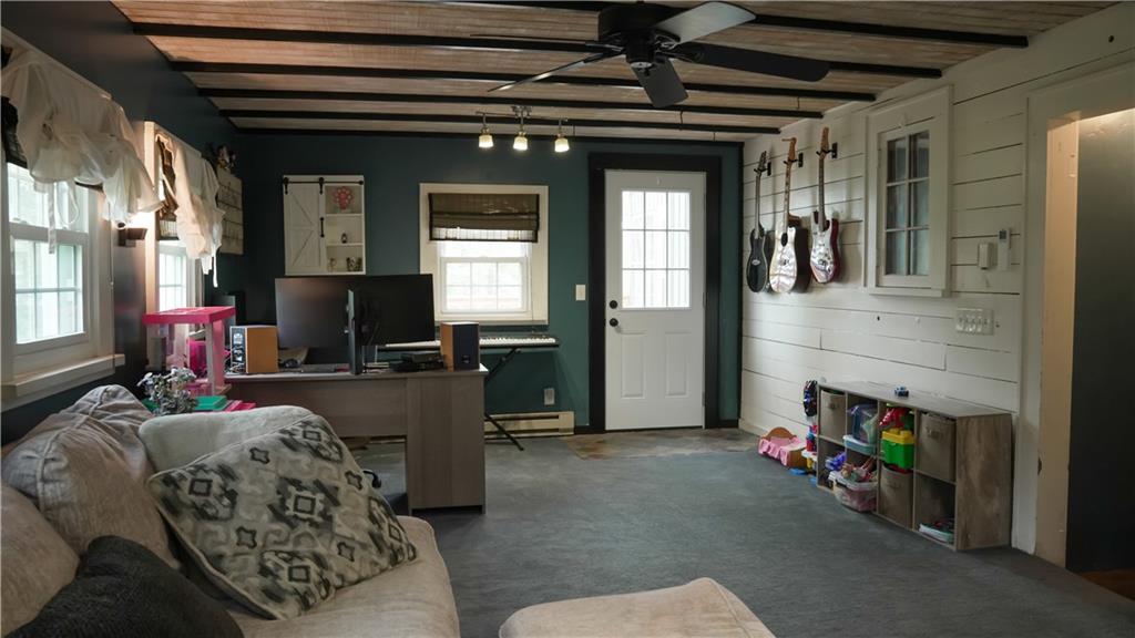 19 Locust Road, Unit 221 Laughlintown, PA 15655 - Photo 23 of 36