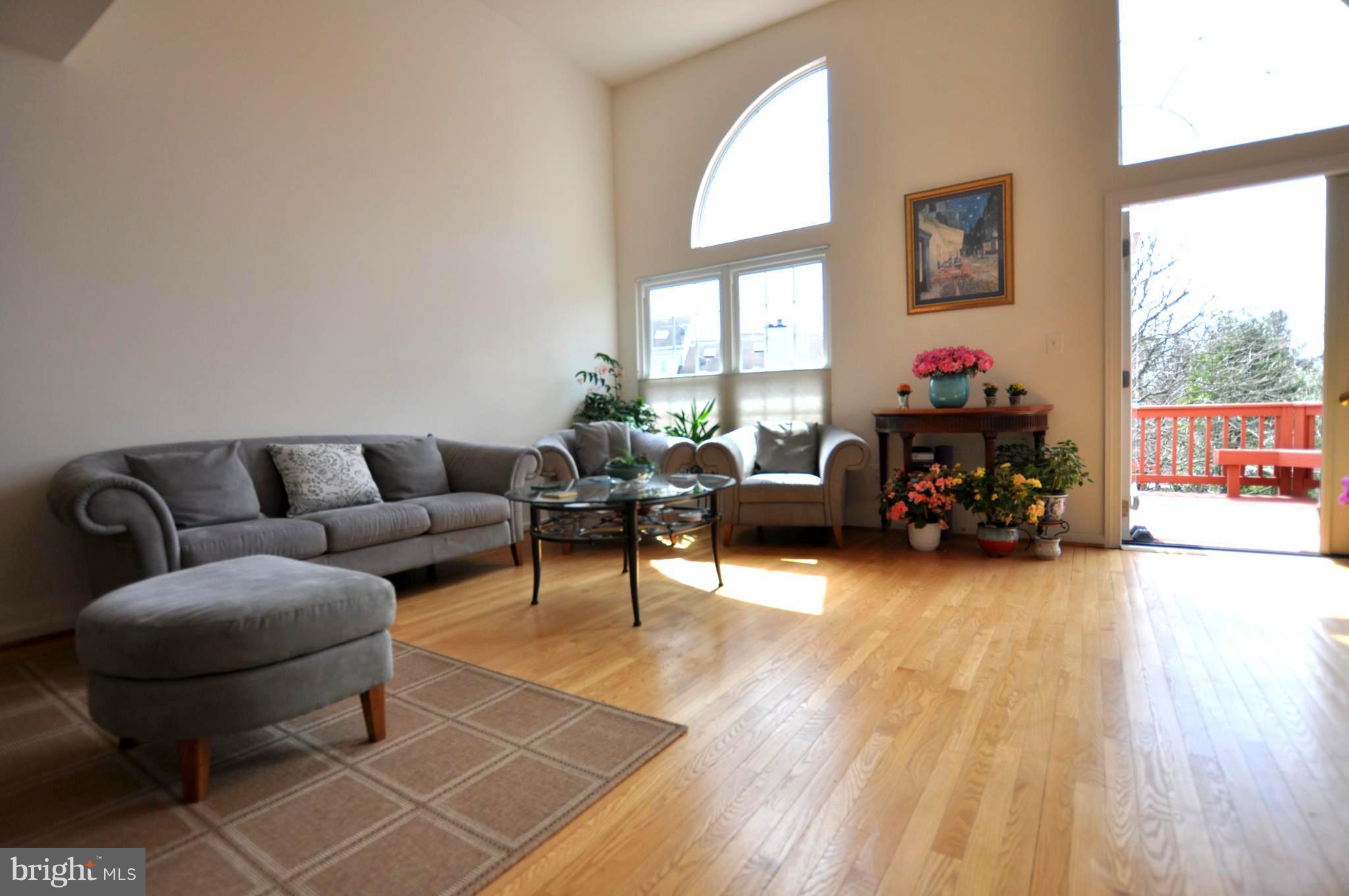 38 Dawn View Court Silver Spring, MD 20904 - Photo 4 of 29 Main Floor