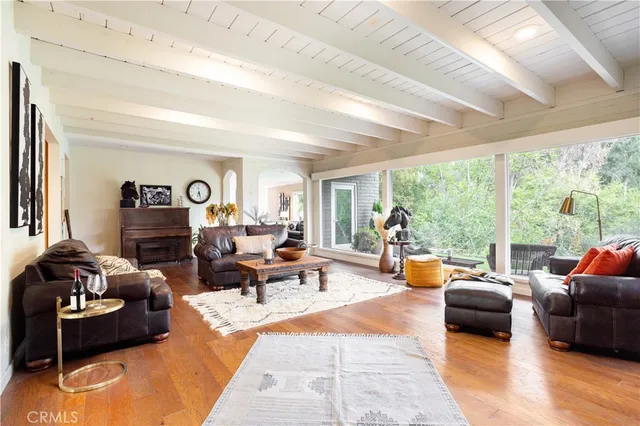 $1,768,000 | 1076 Norumbega Drive, Monrovia, CA 91016