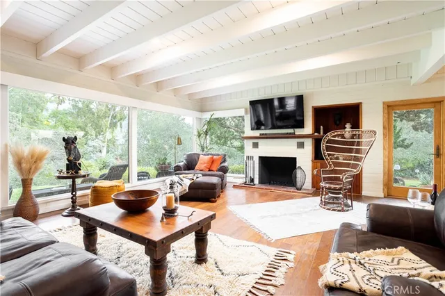 $1,768,000 | 1076 Norumbega Drive, Monrovia, CA 91016