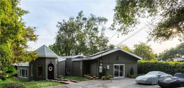 $1,768,000 | 1076 Norumbega Drive, Monrovia, CA 91016