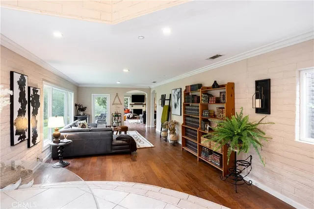 $1,768,000 | 1076 Norumbega Drive, Monrovia, CA 91016