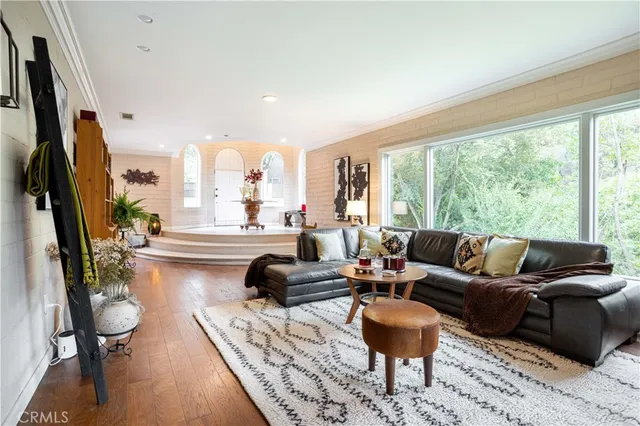 $1,768,000 | 1076 Norumbega Drive, Monrovia, CA 91016