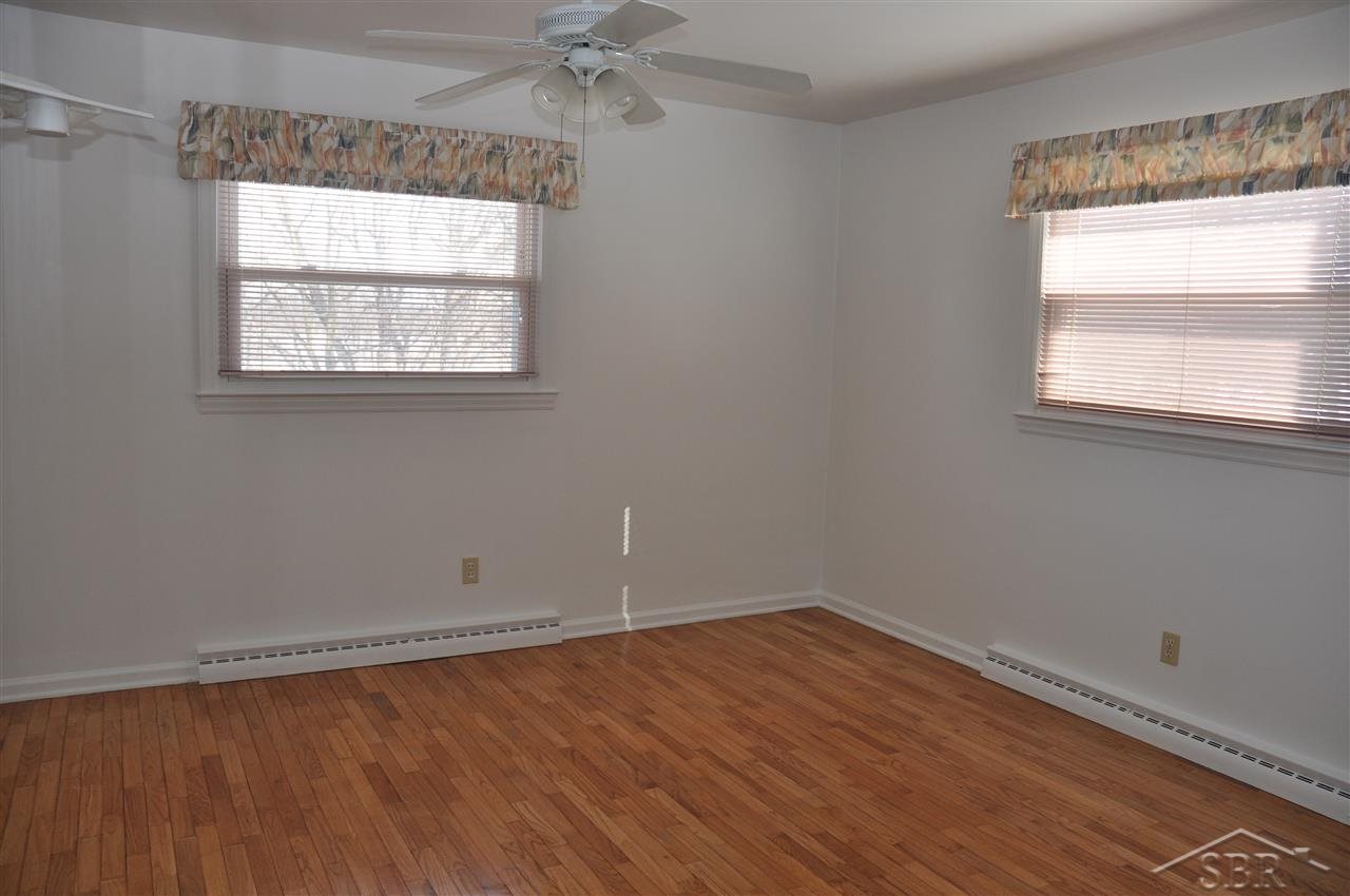 3776 North River Road Freeland, MI 48623 - Photo 9 of 17 31233822-8.JPG