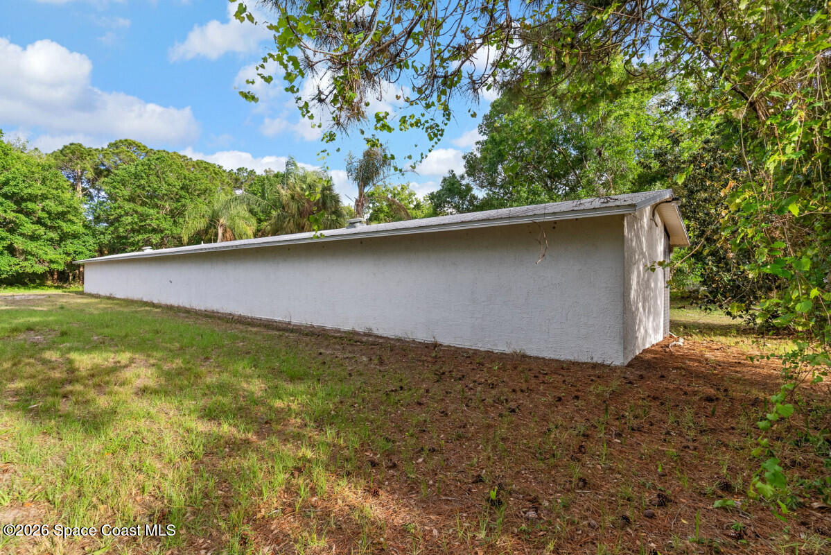 2493 Adamson Road Cocoa, FL 32926 - Photo 14 of 46 15
