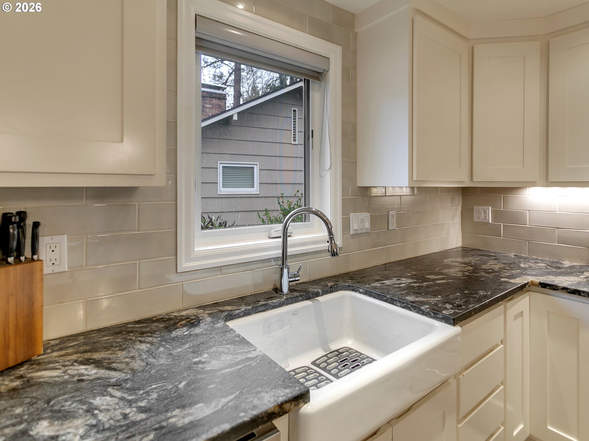11940 Southwest Faircrest Street Portland, OR 97225 - Photo 12 of 46 Kitchen