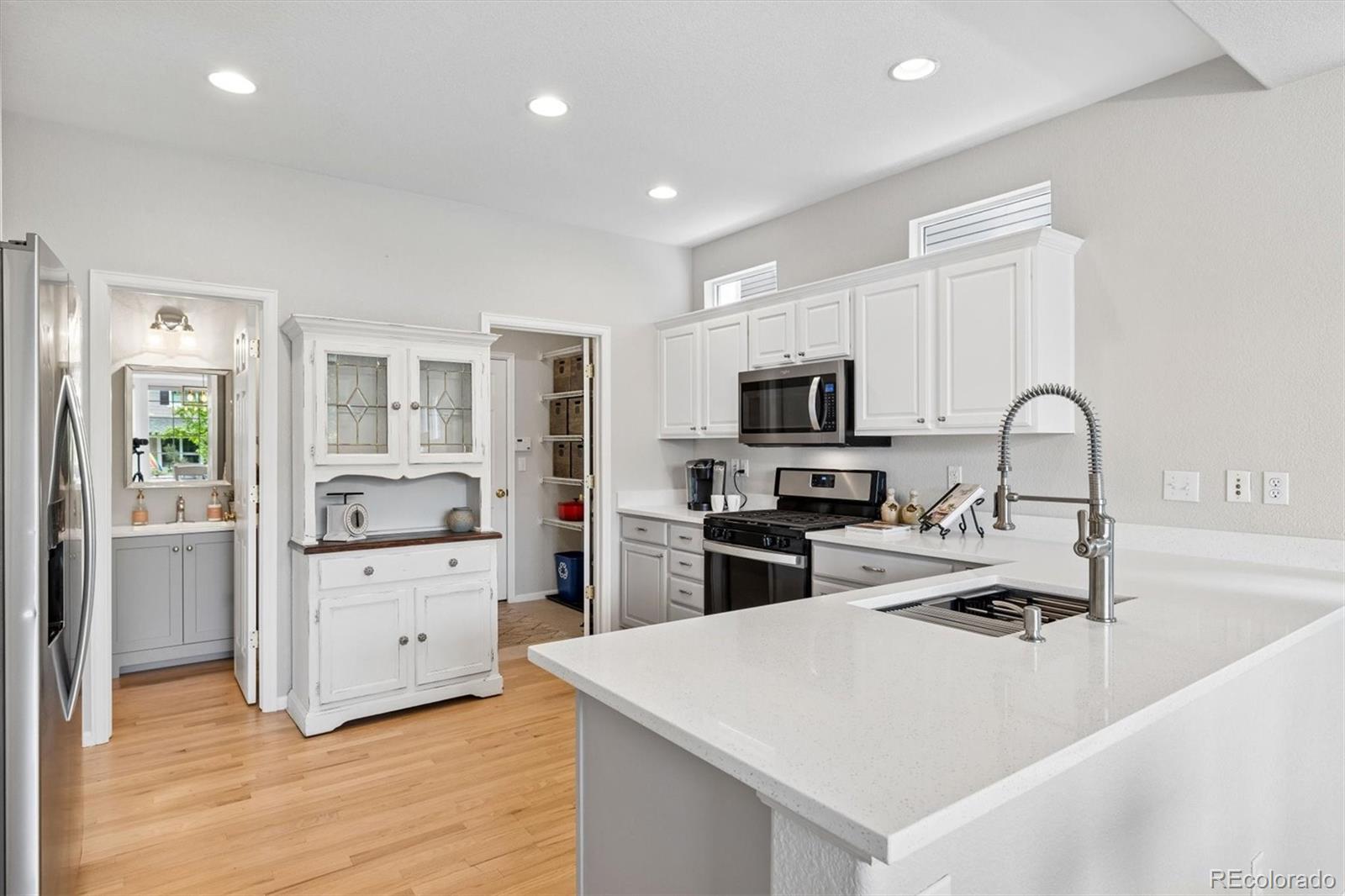8394 Deframe Court Arvada, CO 80005 - Photo 17 of 48