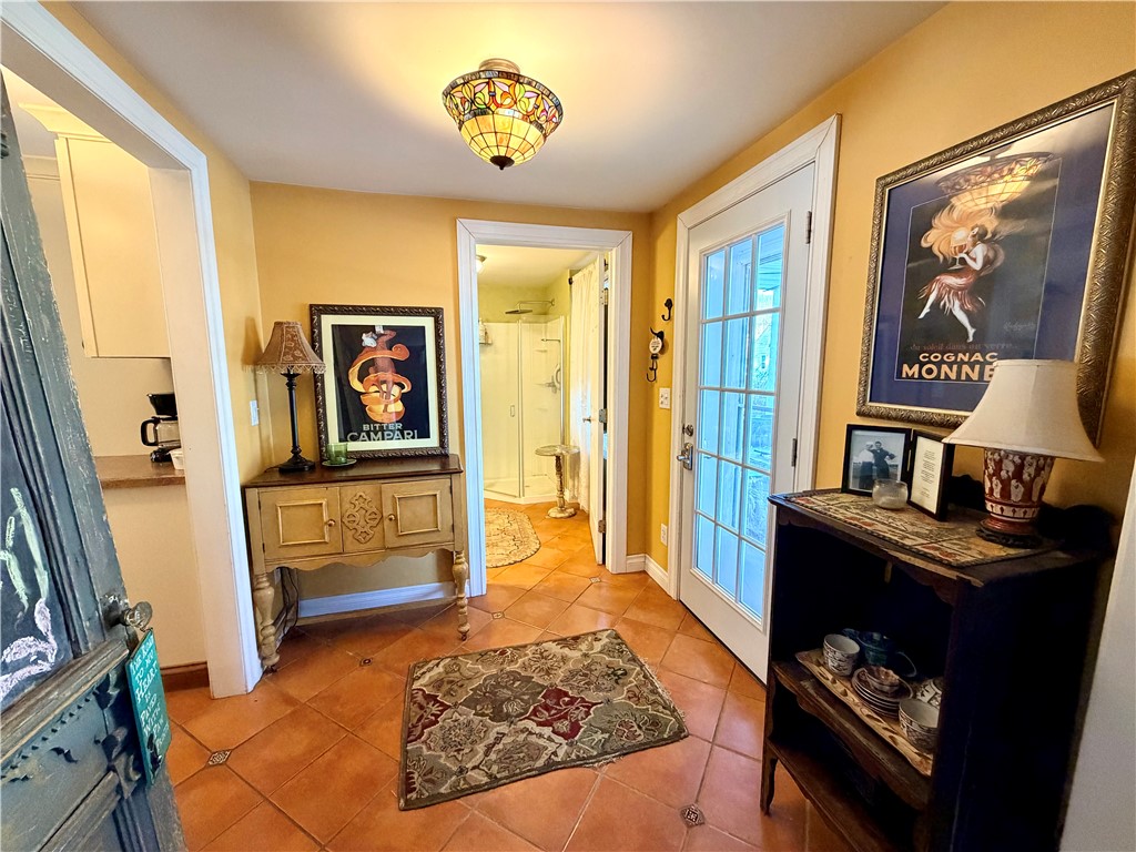 128 West 4th Street Corning, NY 14830 - Photo 4 of 31