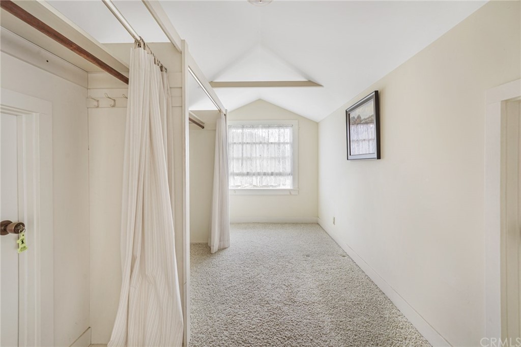 402 Virginia Street El Segundo, CA 90245 - Photo 11 of 22 a view of an empty room with a window