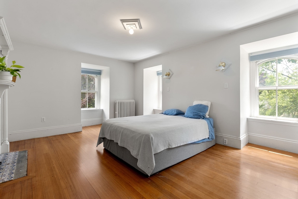 15 Myrtle Street, Unit 2 Boston, MA 02130 - Photo 22 of 34