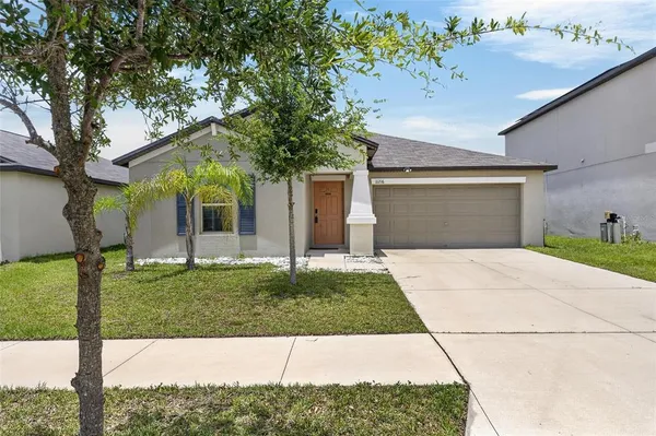 $305,000 | 11216 Kelly Green Avenue, Wimauma, FL 33598