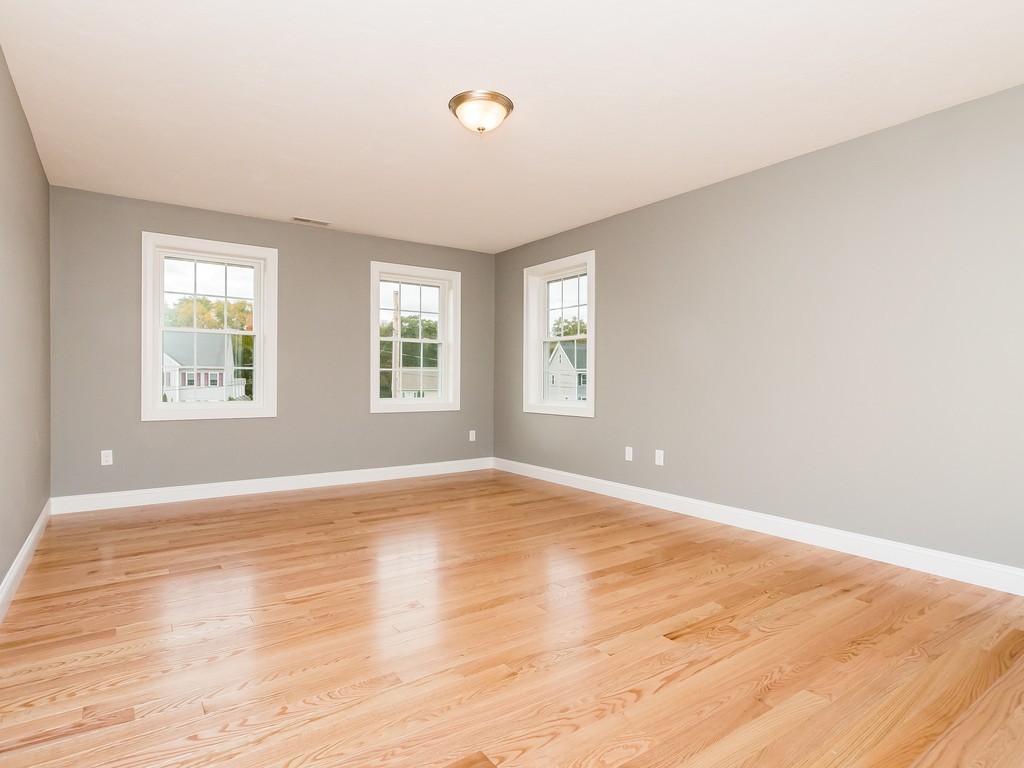 83 Mink Run Road Wilmington, MA 01887 - Photo 12 of 21 Gallery Image 12