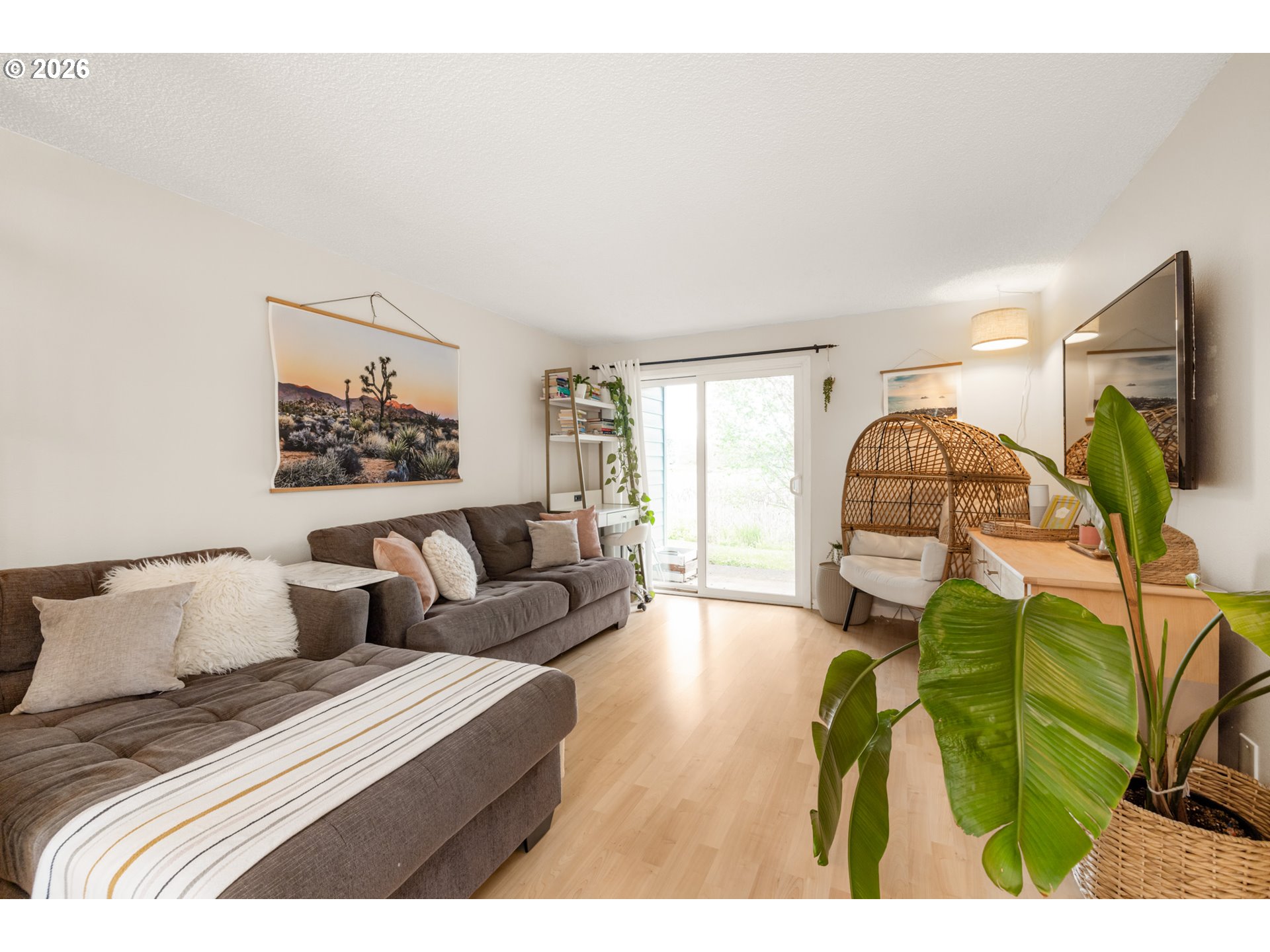 12608 Northwest Barnes Road, Unit 4 Portland, OR 97229 - Photo 12 of 37 Gallery Image 12