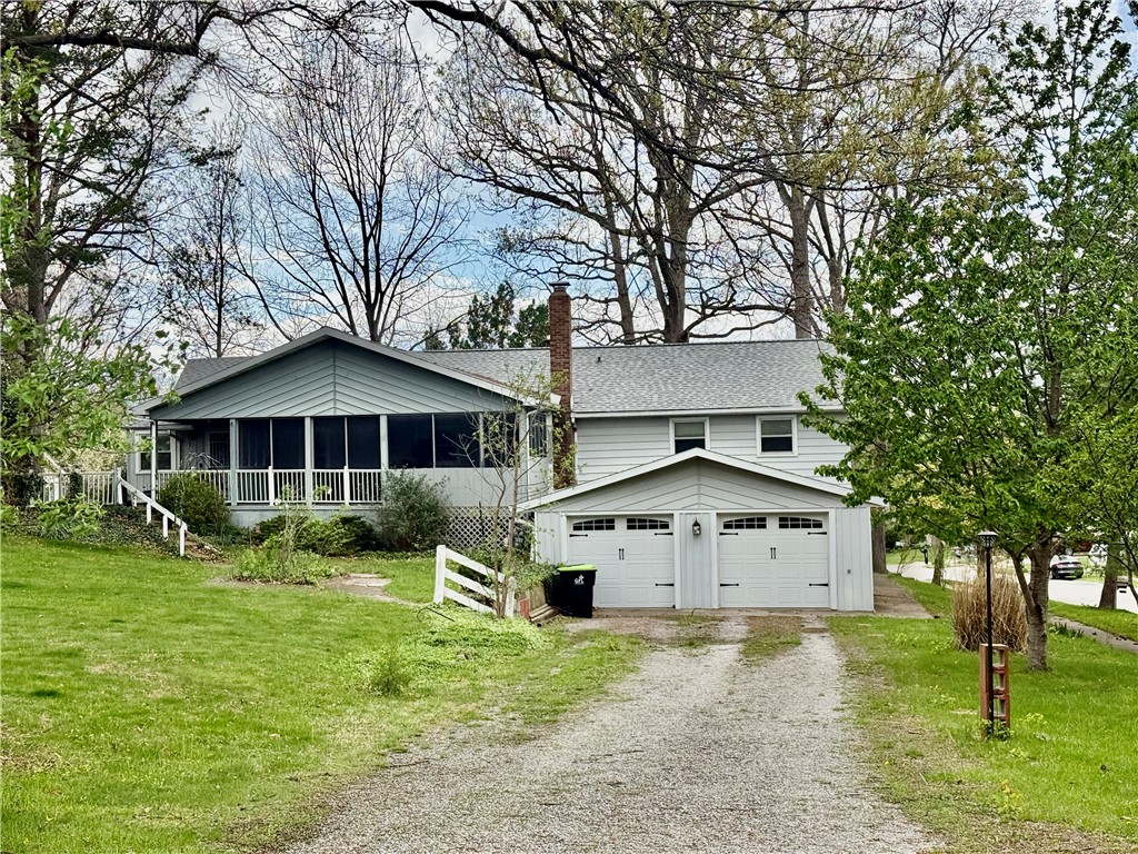 2949 Burgener Court Decatur, IL 62521 - Photo 3 of 23 Gallery Image 3