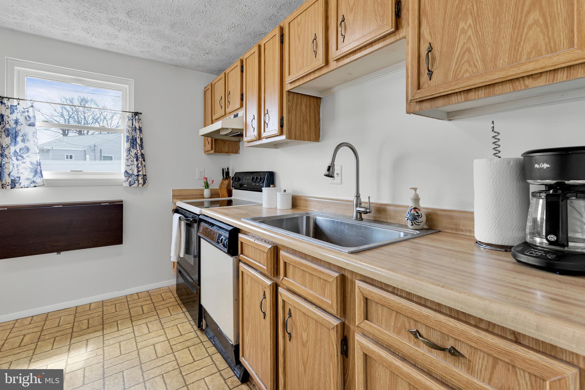 245 Sandhill Road Essex, MD 21221 - Photo 18 of 35