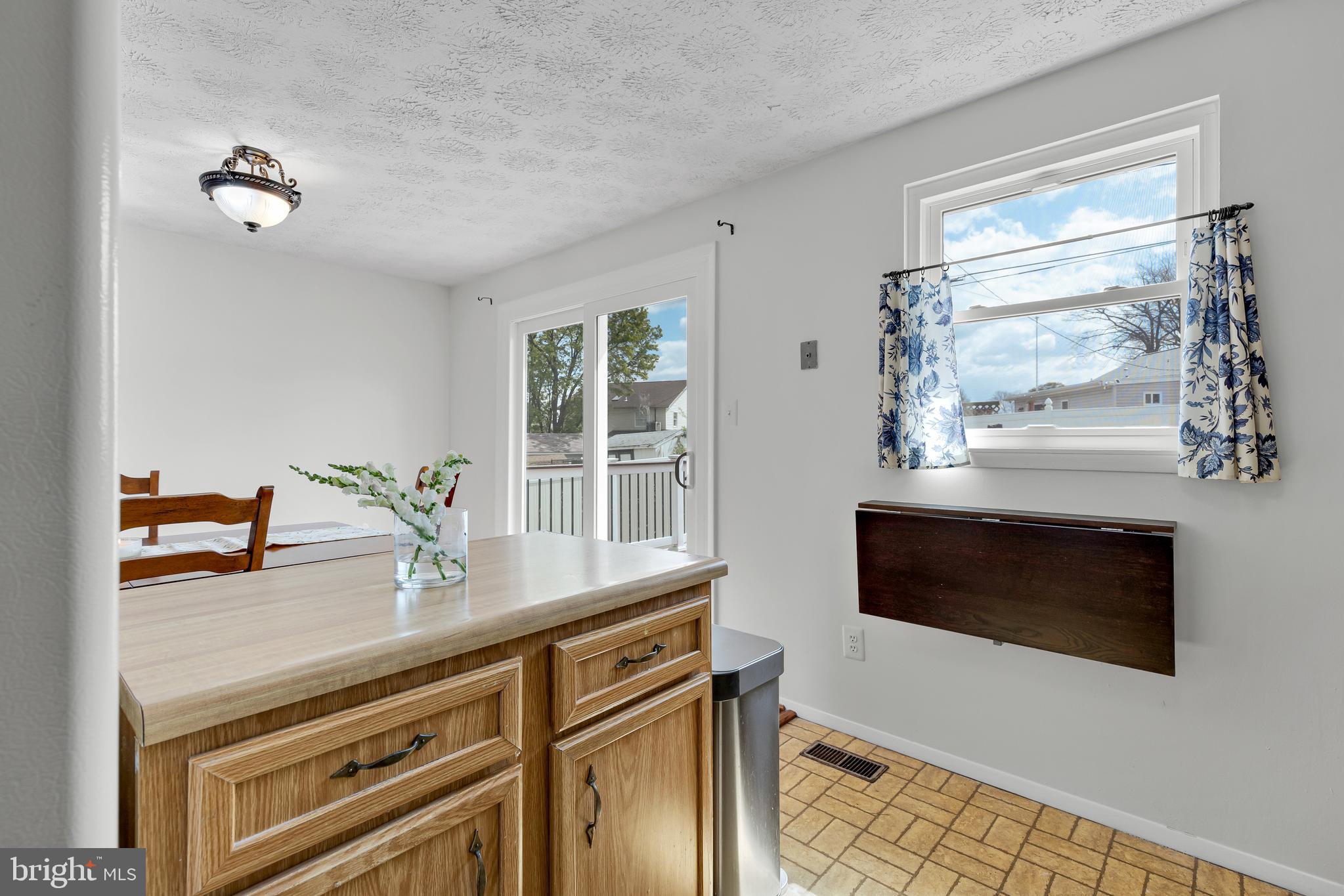 245 Sandhill Road Essex, MD 21221 - Photo 19 of 35